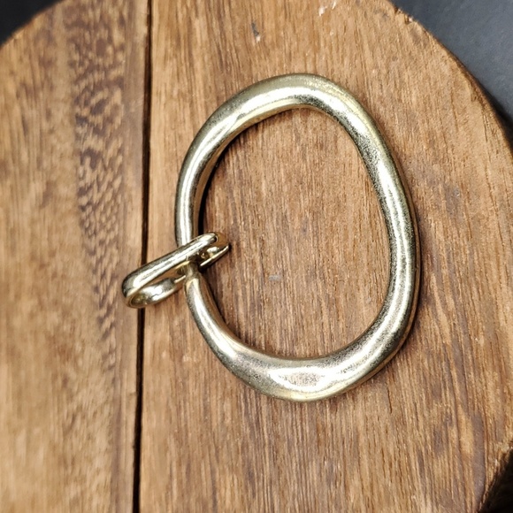 P119 - Picture 1 of 2